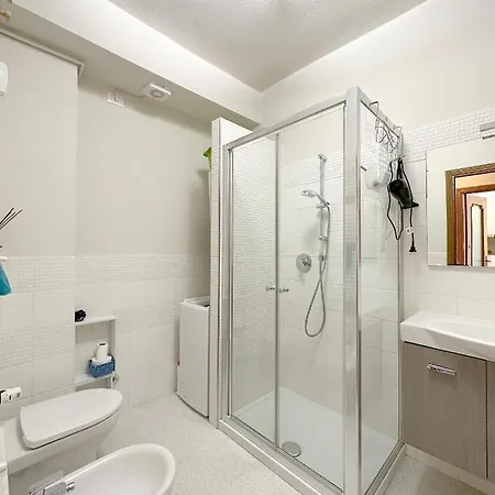 Bilocale Olivi Con Giardino E Posto Auto Privato Apartment *